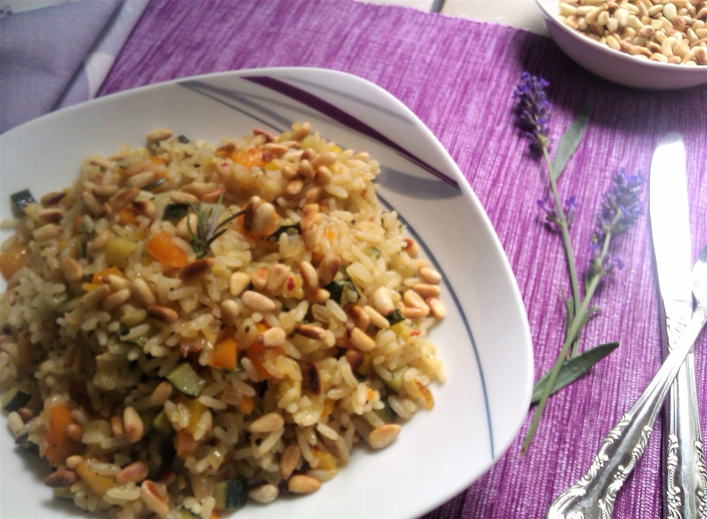 Gebratener Reis mit Gemüse und Pinienkernen - Olga Bäumler - Fondantissimo