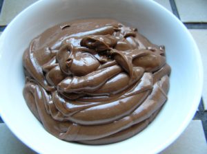 Schokoladentortencreme mit Milchmädchen Kondensmilch